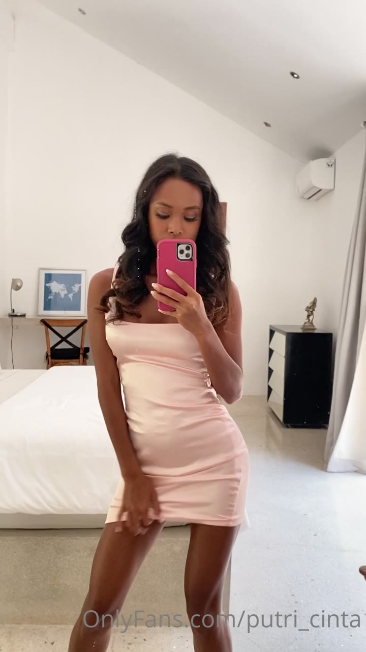 Young Dripping Putri Cinta OnlyFans