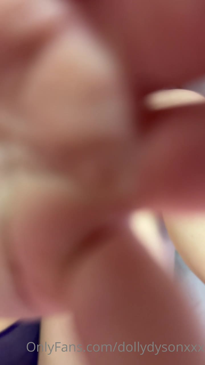 Dolly Dyson Masturbation