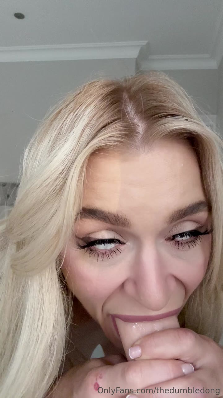 Charming Elle Brooke OnlyFans Exposed
