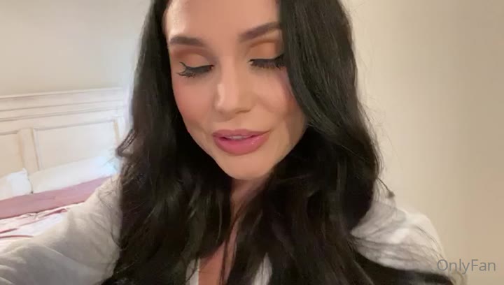 Naughty Dripping Ariana Marie Nude Exposed