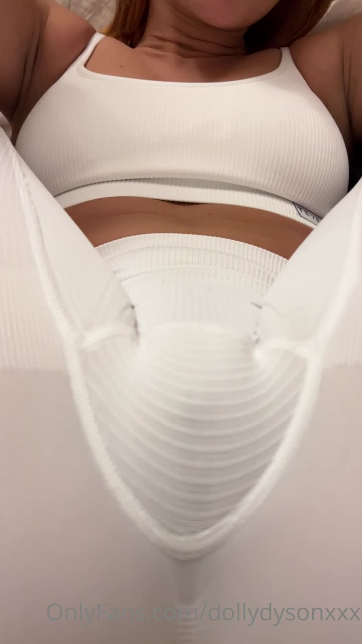 Dolly Dyson Crying Private Clip