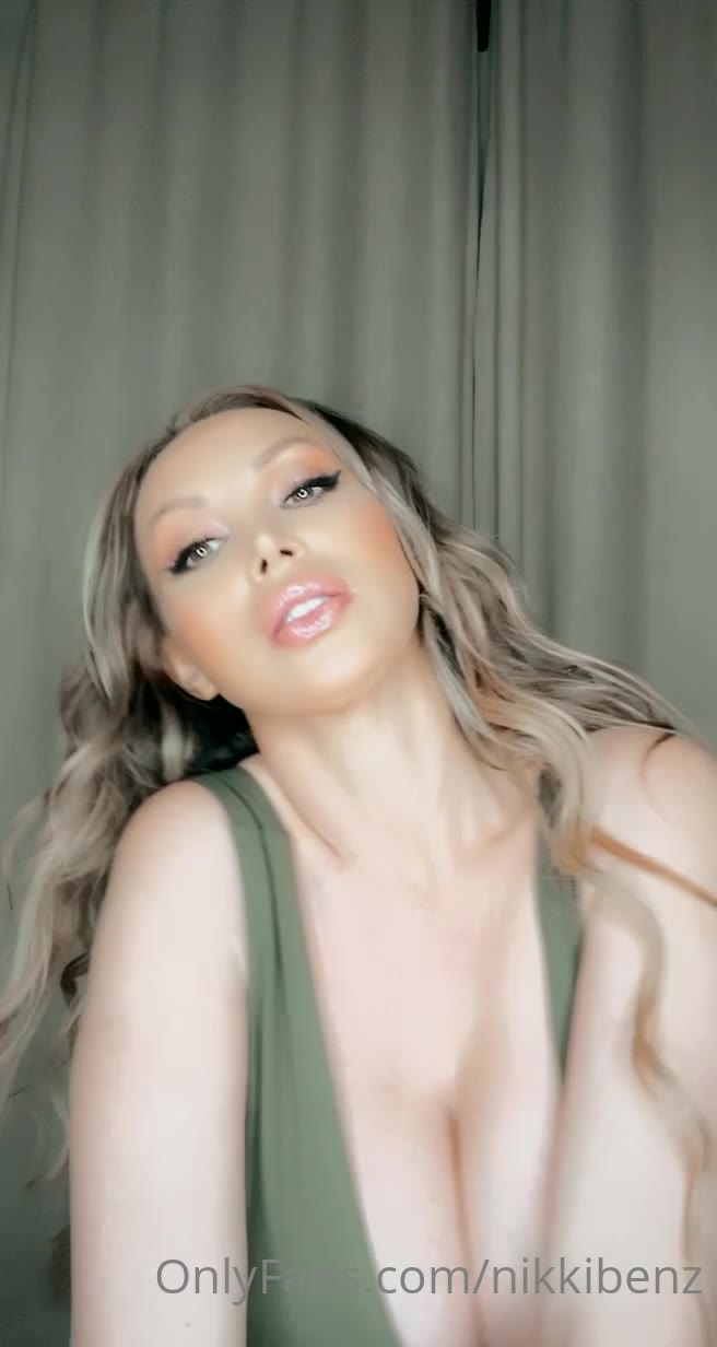 Nikki Benz Dropping Quietly Full Clip
