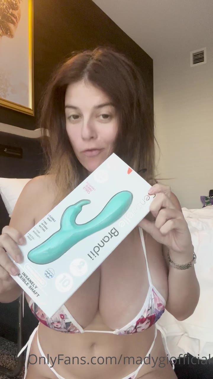 Hottie Sweating Mady Gio Porn