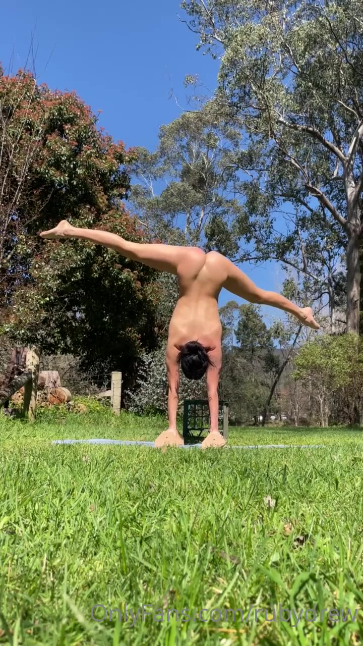 Naked Ruby Drew Genitals