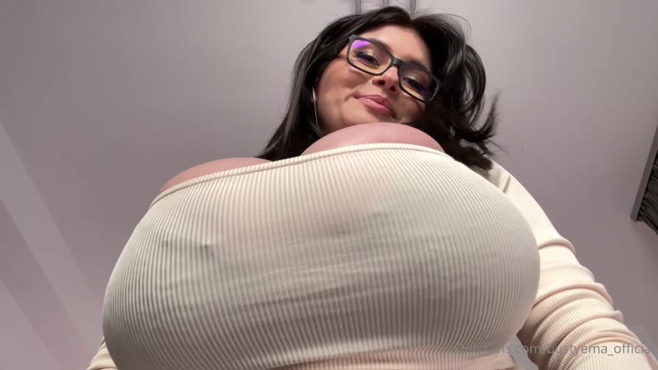 Busty Ema Nude Leak OnlyFans Clip