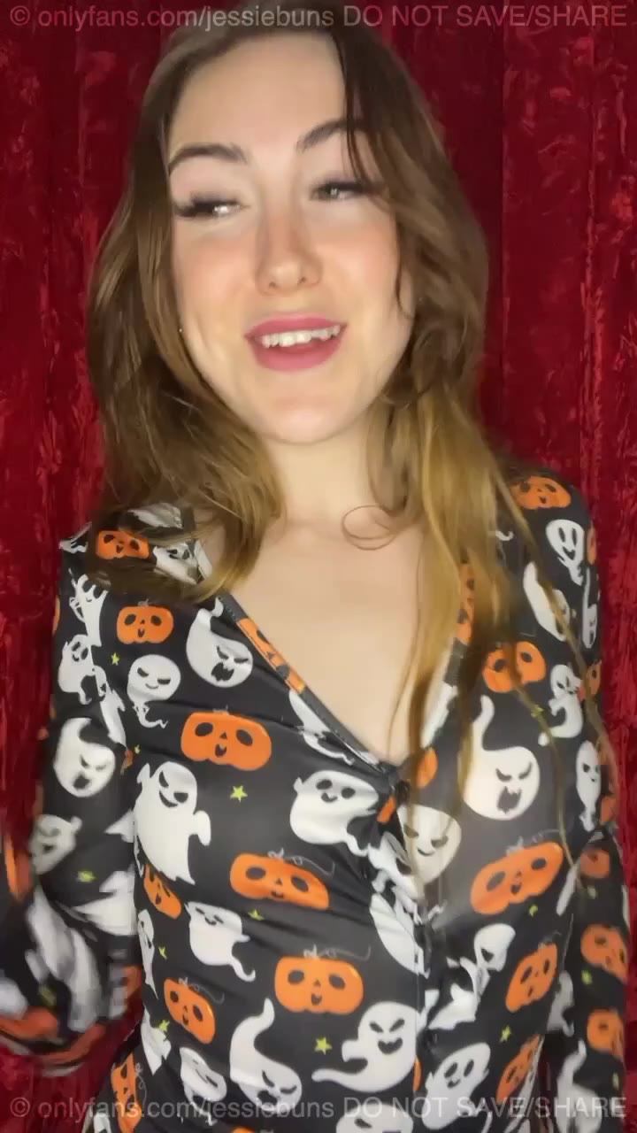 Kind Dripping Jessiebuns Leaked Nudes