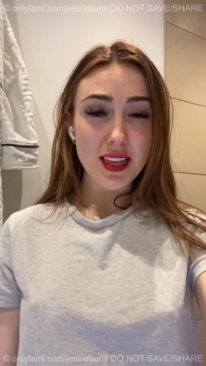 Kinky Sweating Jessiebuns Nude Exposed