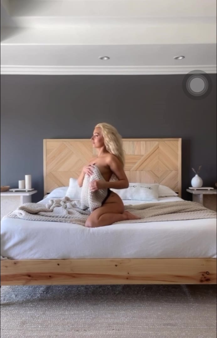 Exposed Pretty Charlotte Parkes Porn XXX