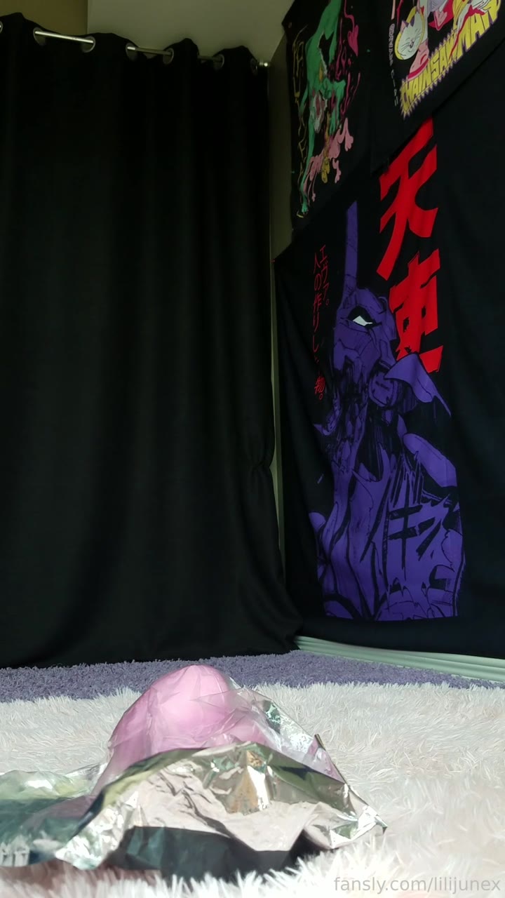 Young Lilijunex Fansly Leaks Epic